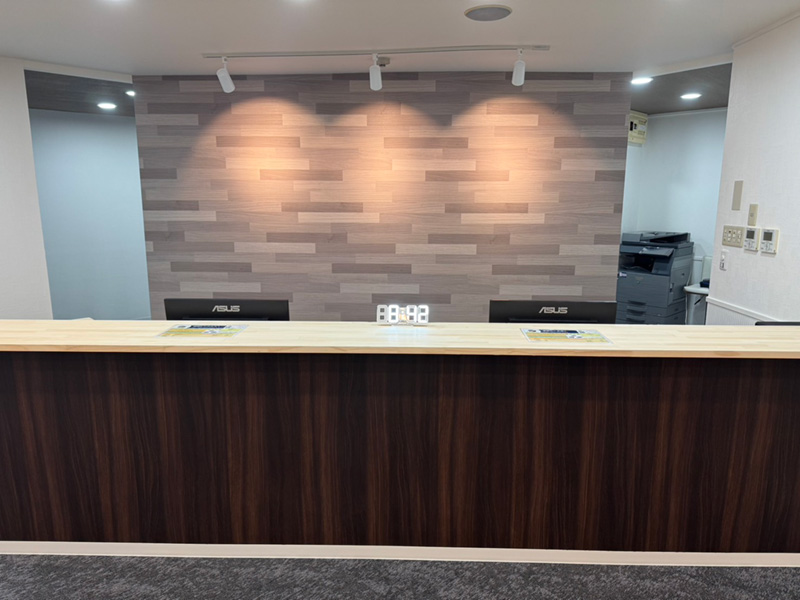 福岡レンタカー店内